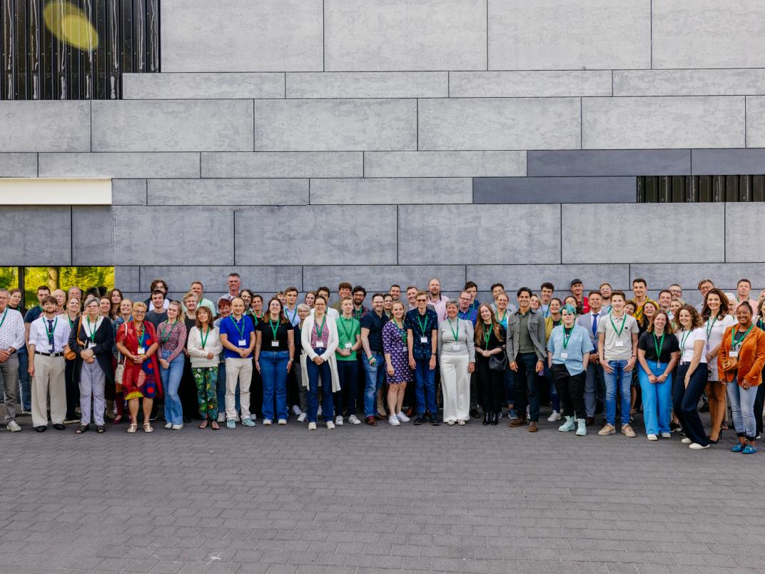 Dit is een sfeerbeeld van de eerste bijeenkomst van de Borselse Voorwaarden Groep
